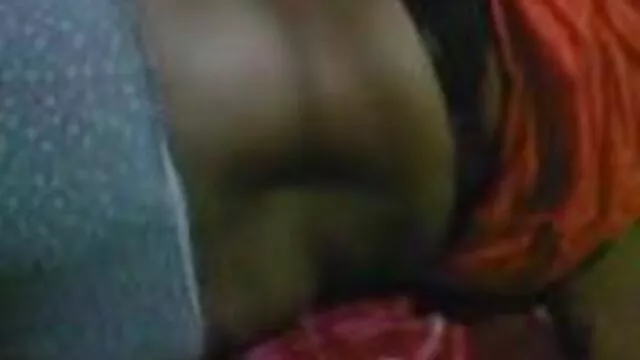 Gay iklan cara bersetubuh yang hot wawancara, menanggalkan pakaian di depan ibu