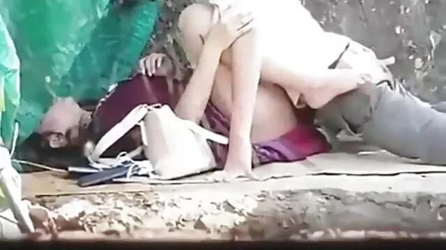 Wanita cara bercinta hot di Paris HD